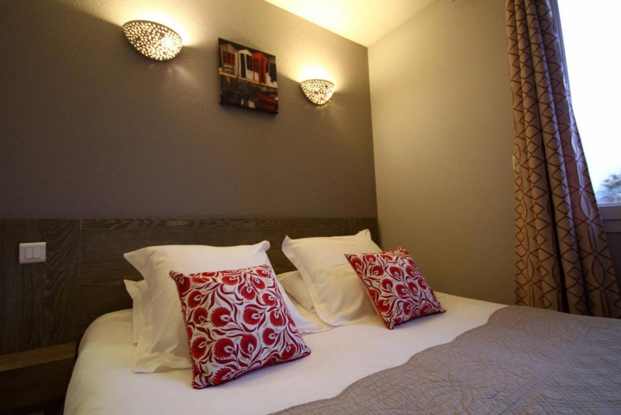 Le Boiate Hotel Арес Екстериор снимка
